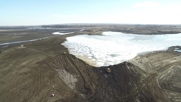 APTIM is providing time-critical L-575 levee repairs for USACE Omaha District along the Missouri River to mitigate damage caused by record flooding.