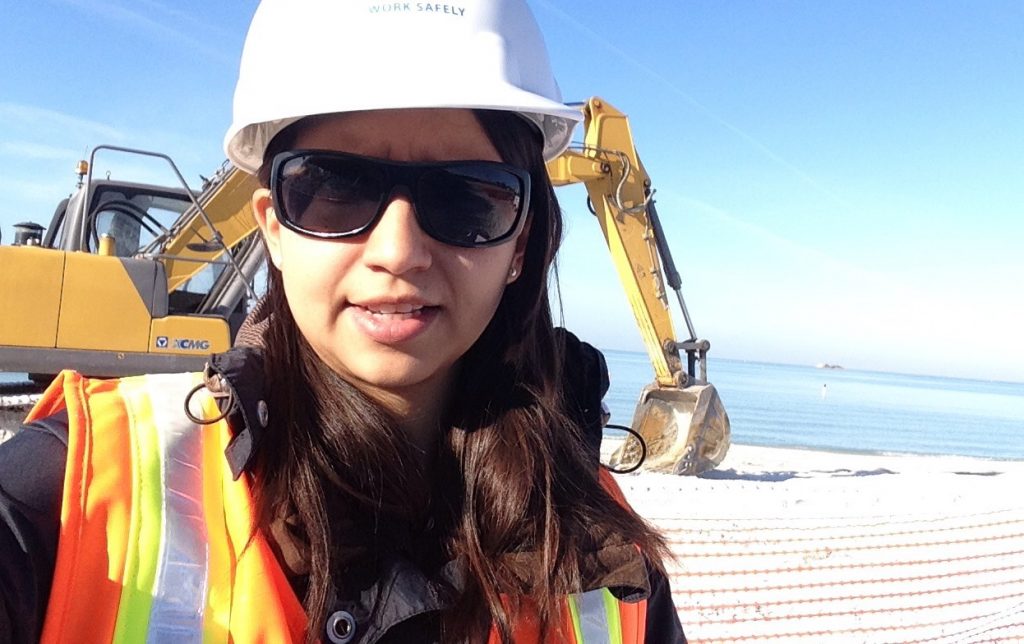 APTIM's October 2022 Employee Spotlight goes to Doris Otero, project manager for our coastal, ports, and marine group, who has been working to restore precious coastlines for nearly 9 years.